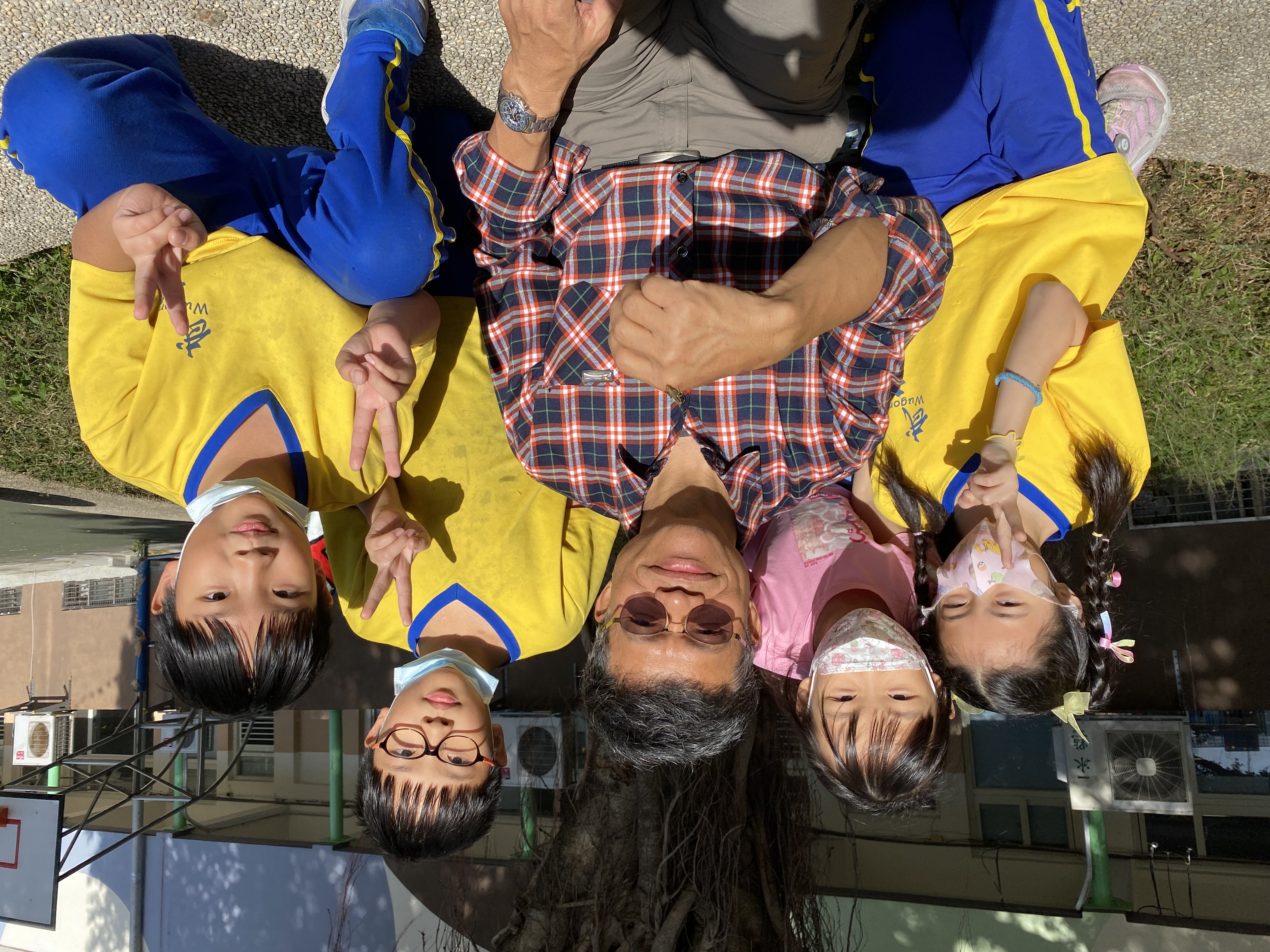 徐鳳生與學生互動照